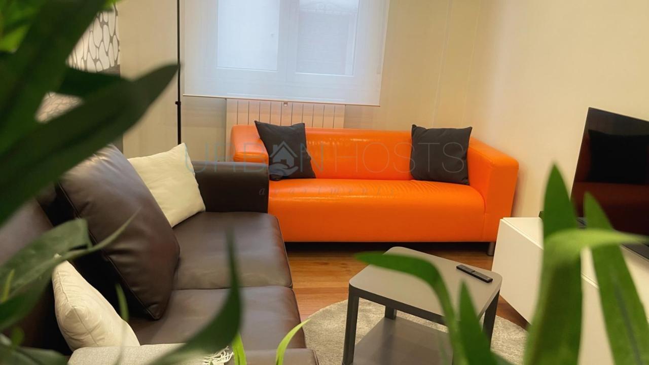 Vivienda Turistica Urbana En Santuchu, Comoda, Funcional Y Con Parking บิลเบา ภายนอก รูปภาพ