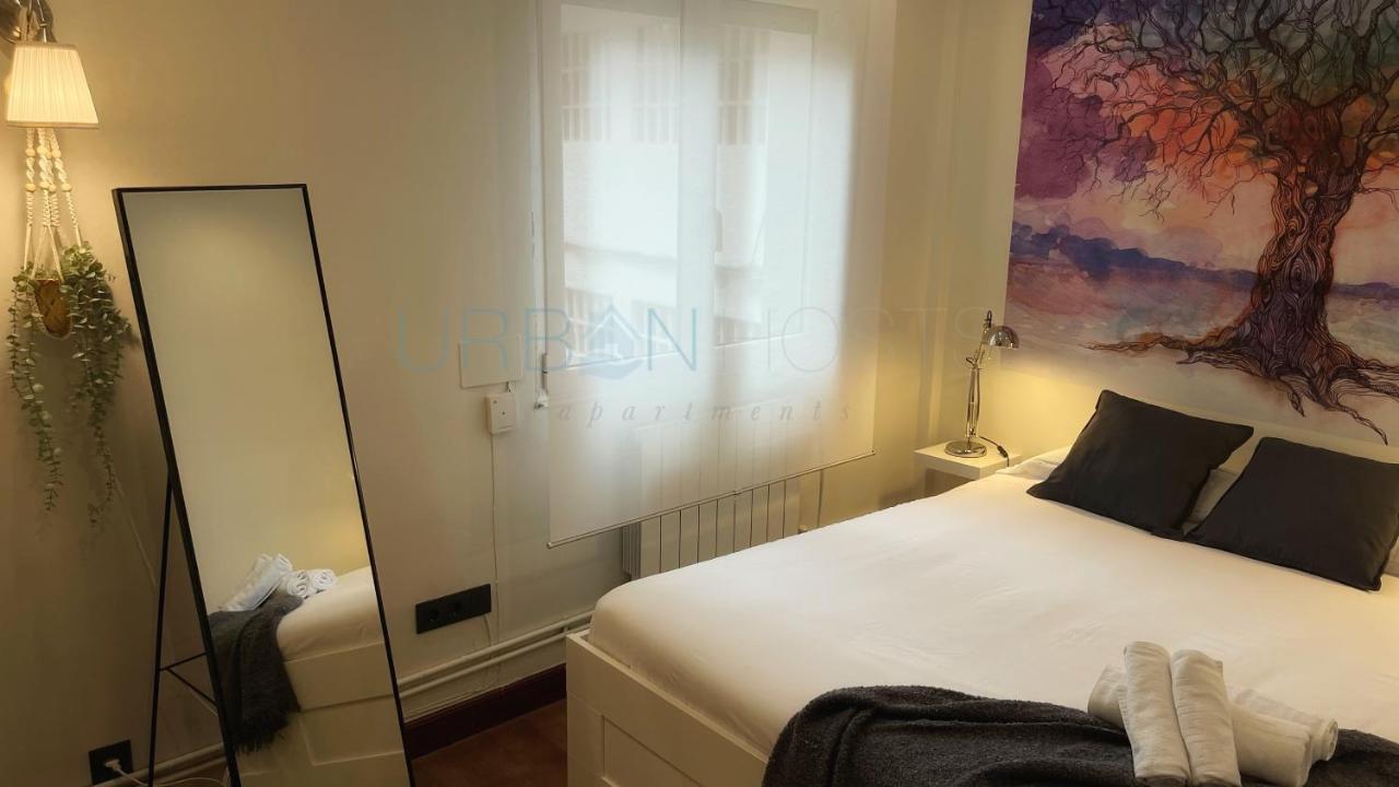 Vivienda Turistica Urbana En Santuchu, Comoda, Funcional Y Con Parking บิลเบา ภายนอก รูปภาพ