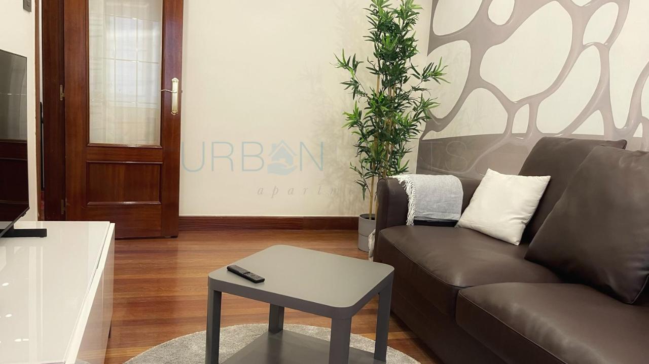 Vivienda Turistica Urbana En Santuchu, Comoda, Funcional Y Con Parking บิลเบา ภายนอก รูปภาพ
