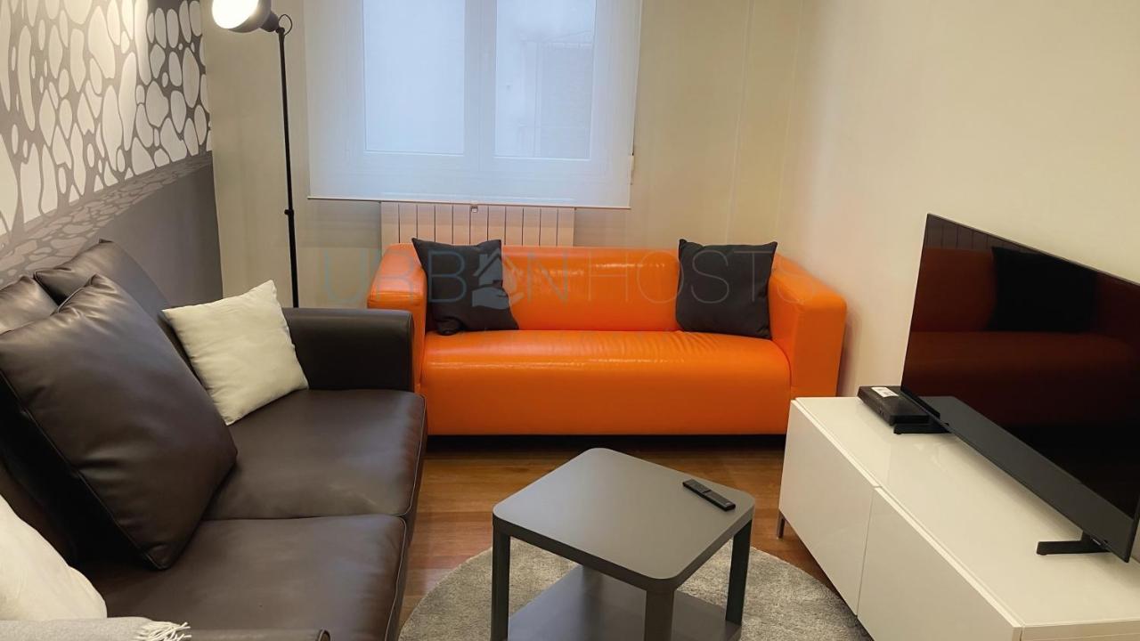 Vivienda Turistica Urbana En Santuchu, Comoda, Funcional Y Con Parking บิลเบา ภายนอก รูปภาพ