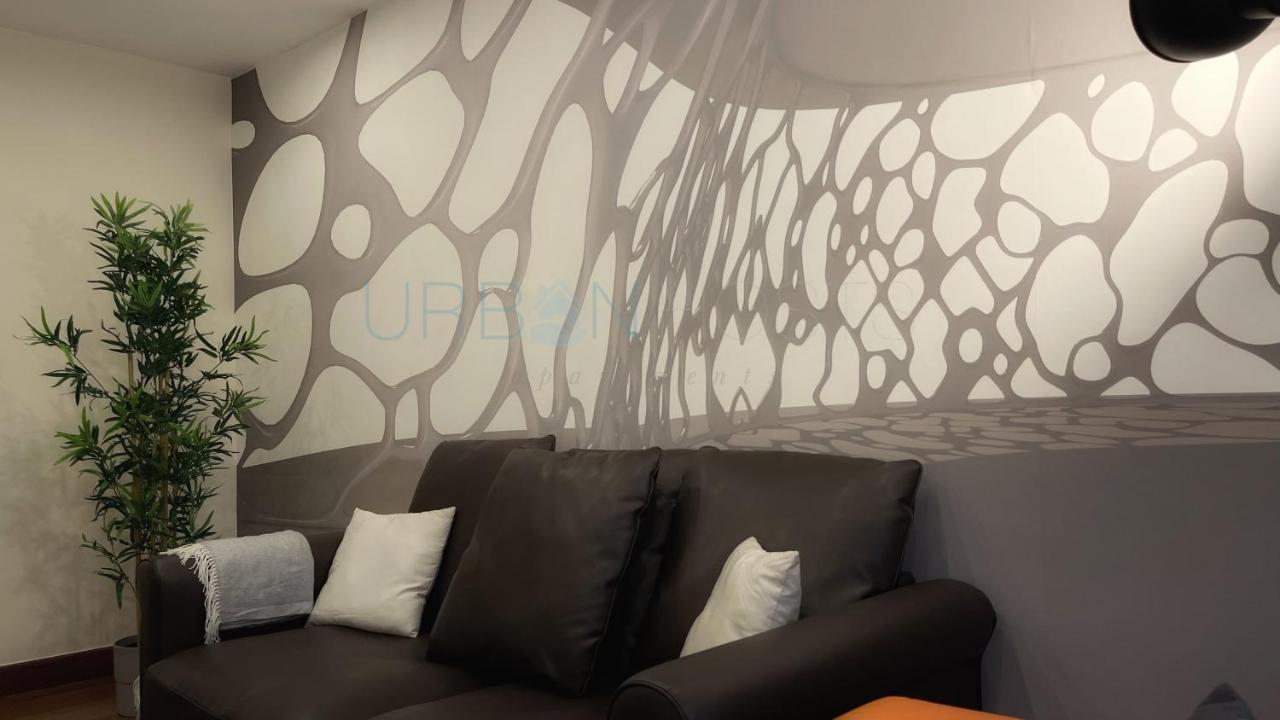 Vivienda Turistica Urbana En Santuchu, Comoda, Funcional Y Con Parking บิลเบา ภายนอก รูปภาพ